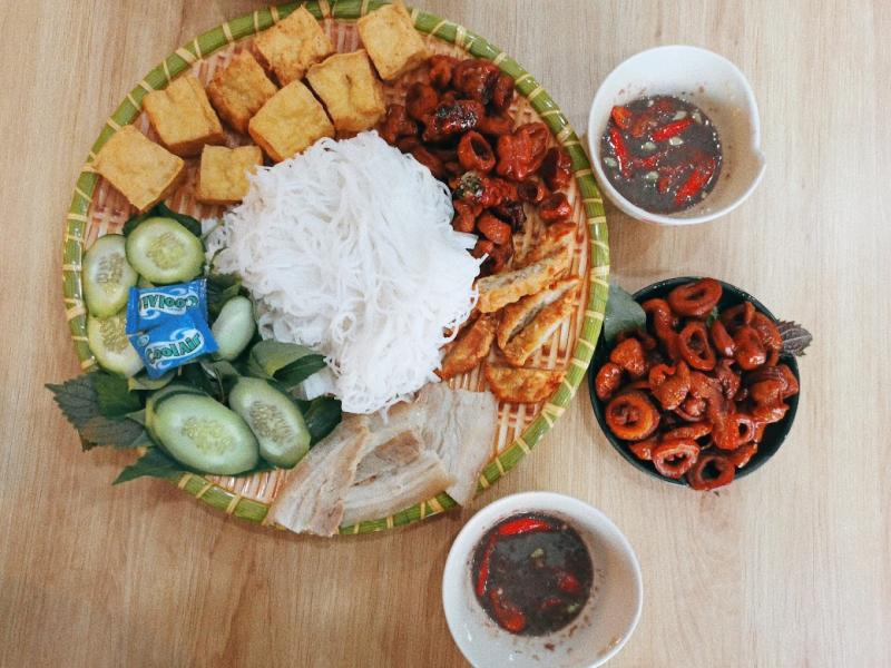 Bún đậu Nhất Quán