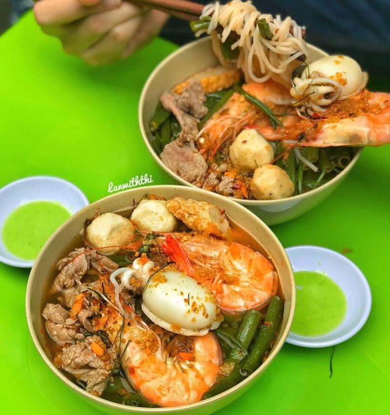 Bún Mì Thái Anh