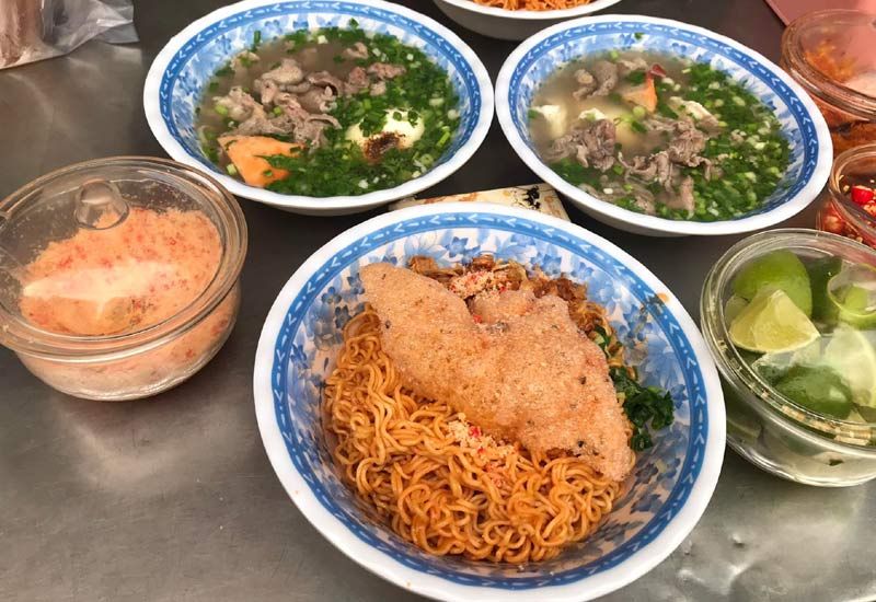 Bún Nước Cô Sáu