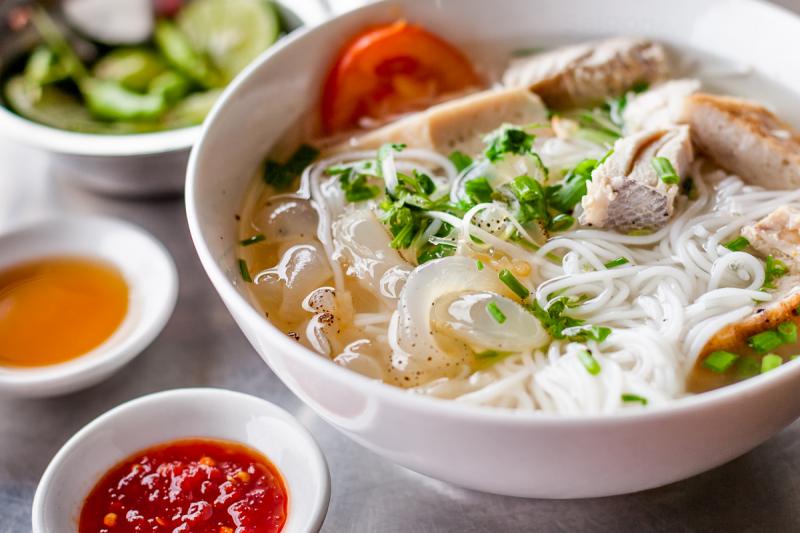 Bún Phở Cô Lan - Đặng Tất