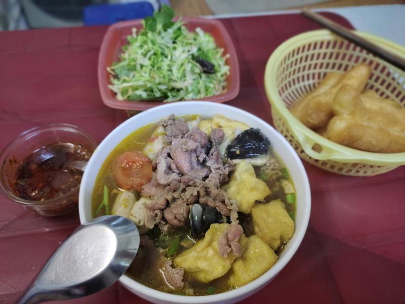 Bún riêu Huyền Thu