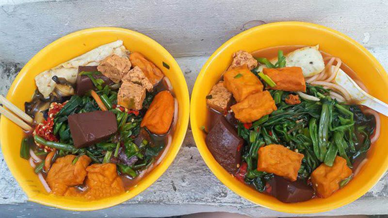 Bún riêu cô Xuân