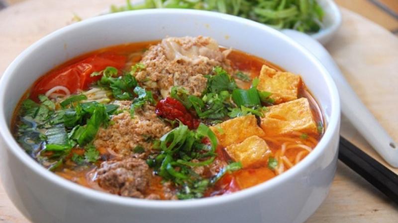 Bún riêu bà Ti