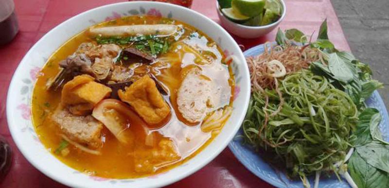 Bún riêu Yến