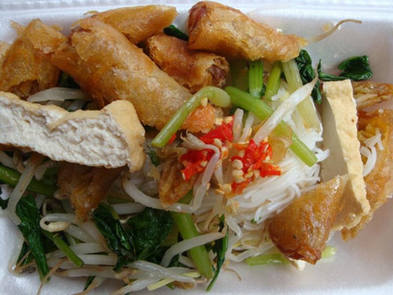 Bún xào