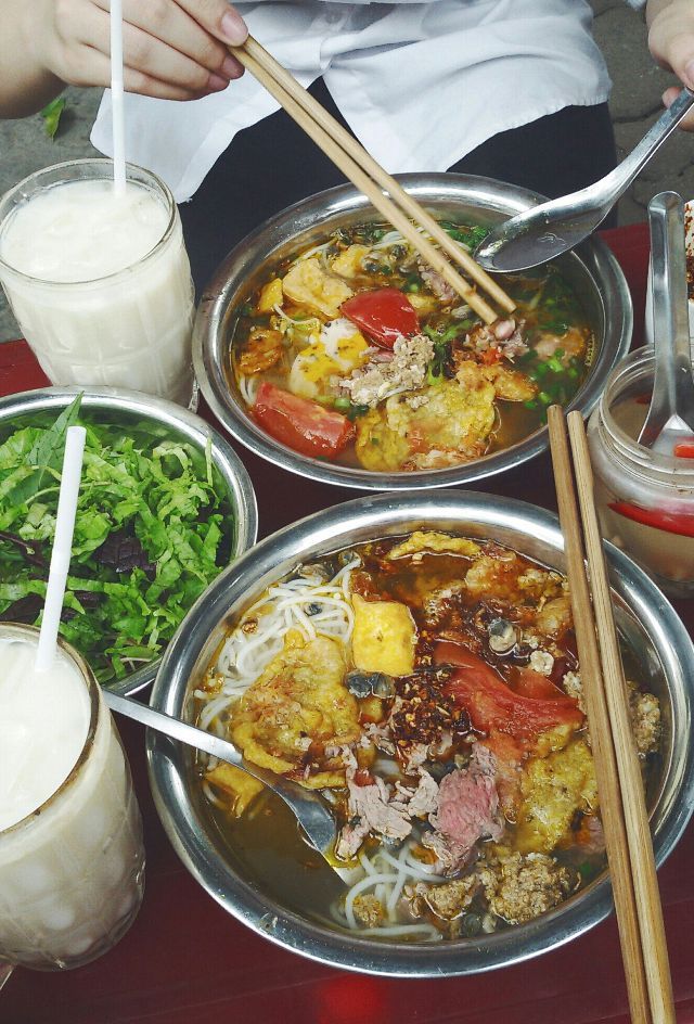 Bún ziu gánh cô Yến