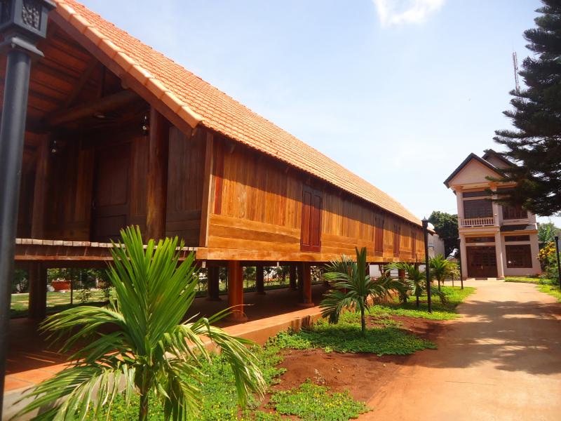 Buôn Akõ Dhông