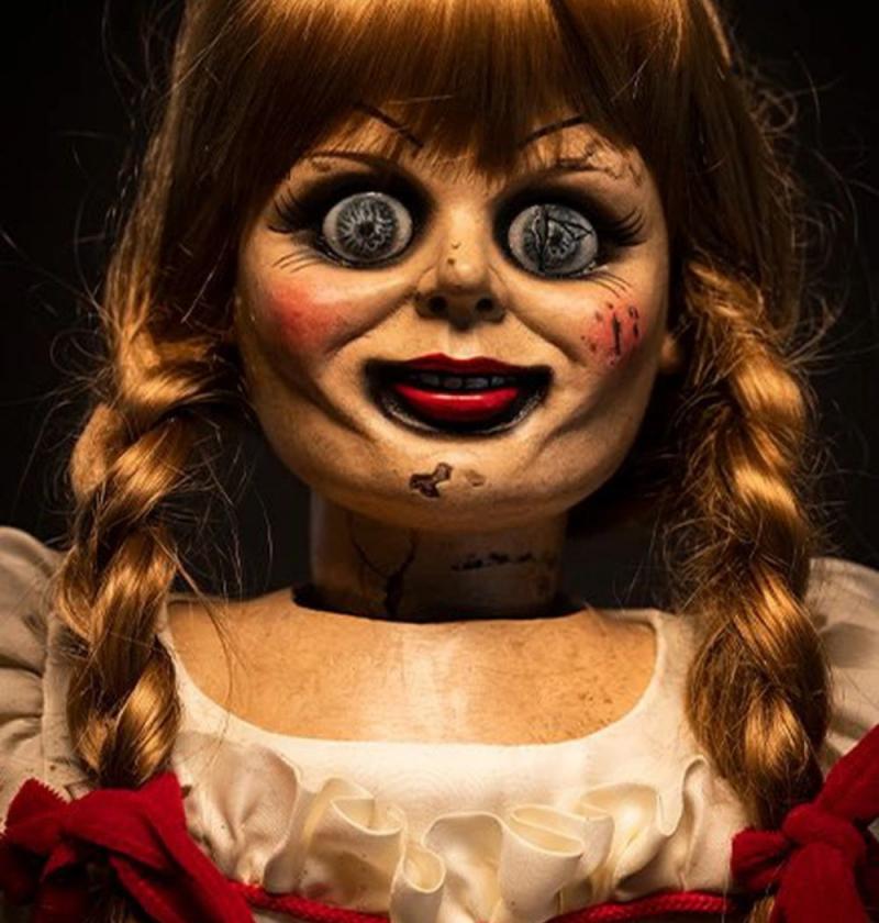 Búp bê Annabelle