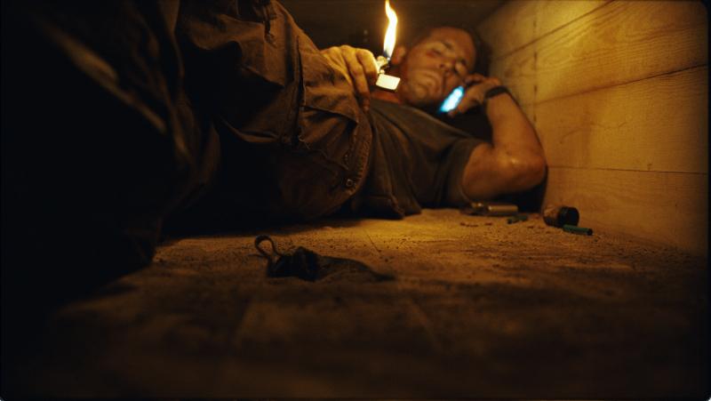Buried (2010)