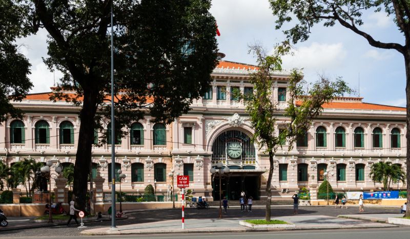 Bưu điện thành phố Hồ Chí Minh