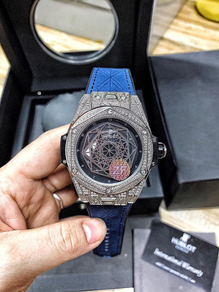 B.Watch