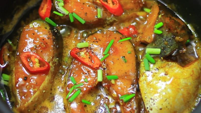 Cá basa kho tộ