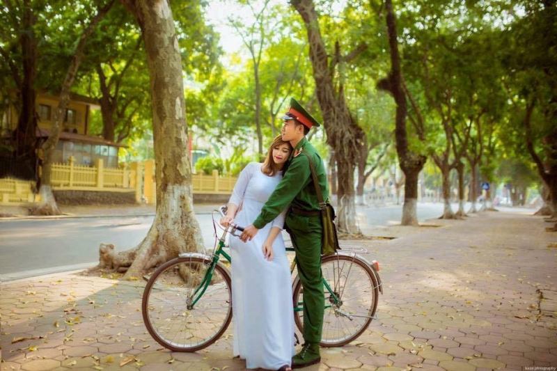 Cả hai đều lãng mạn