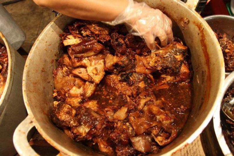 Cá kho cô Trinh