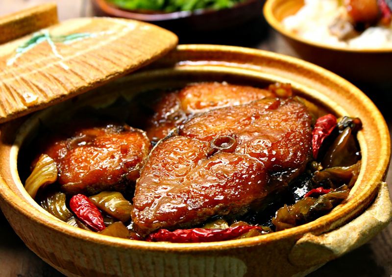 Cá kho dưa