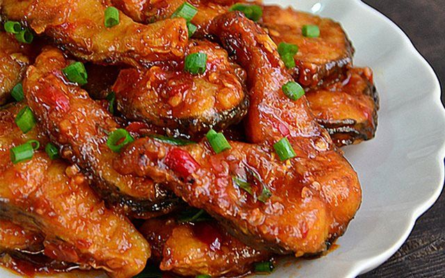 Cá lóc chiên mắm
