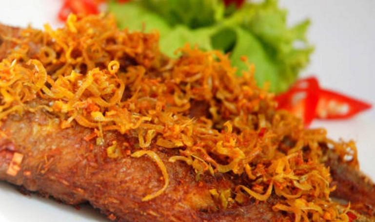 Cá lóc chiên sả ớt