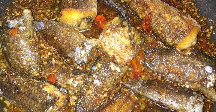 Cá lóc đồng chiên nước mắm