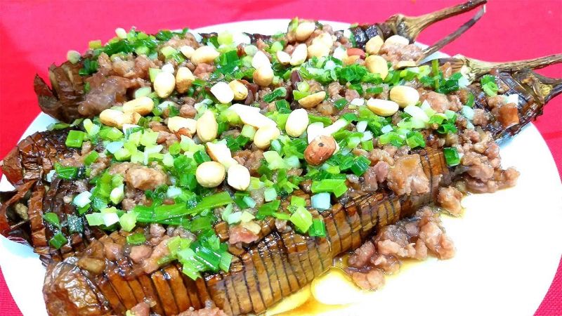 Cà tím nướng sốt mỡ hành thịt bằm