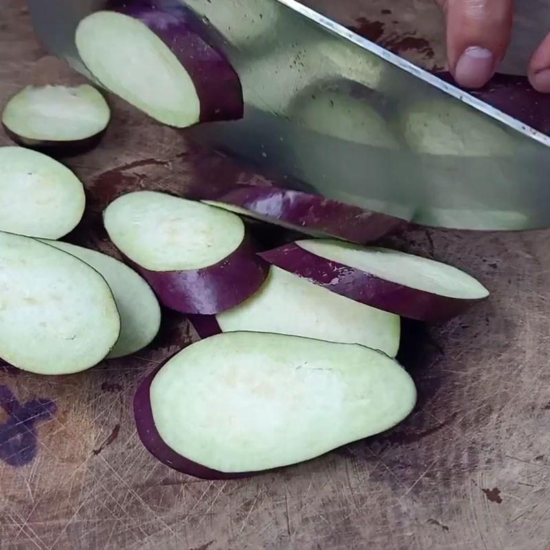 Cà tím xào lá lốt
