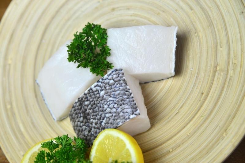 Cá tuyết chấm đen thường được dùng để ăn sống với mù tạt để đảm bảo độ tươi ngon