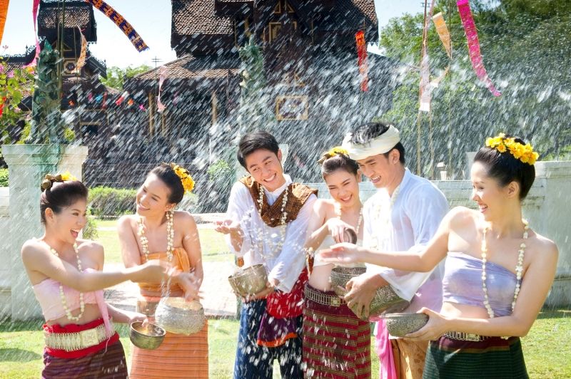 Lễ té nước