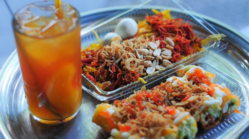 Kinh doanh đồ ăn thức uống không bao giờ sợ bão hòa