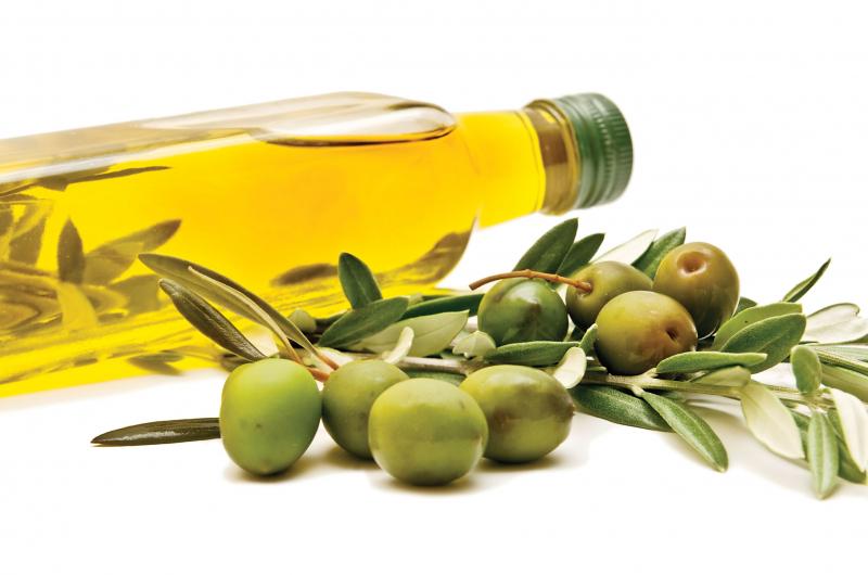 Sử dụng dầu ô liu như một mẹo chữa ngủ ngáy