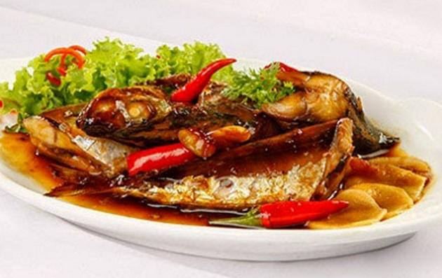 Cách làm cá nục chua ngọt