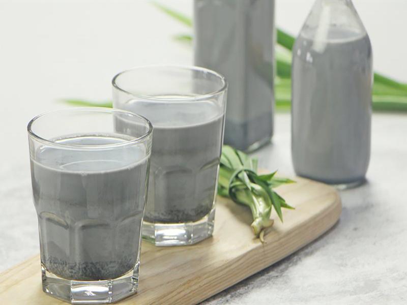 Sữa mè đen nguyên chất