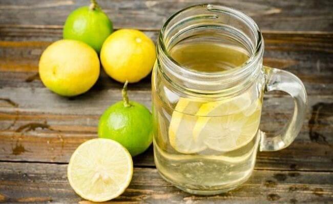 Cách trị táo bón ở người lớn với nước chanh