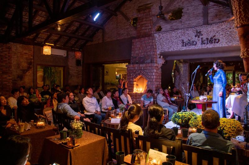 Cafe Hòn Kiến