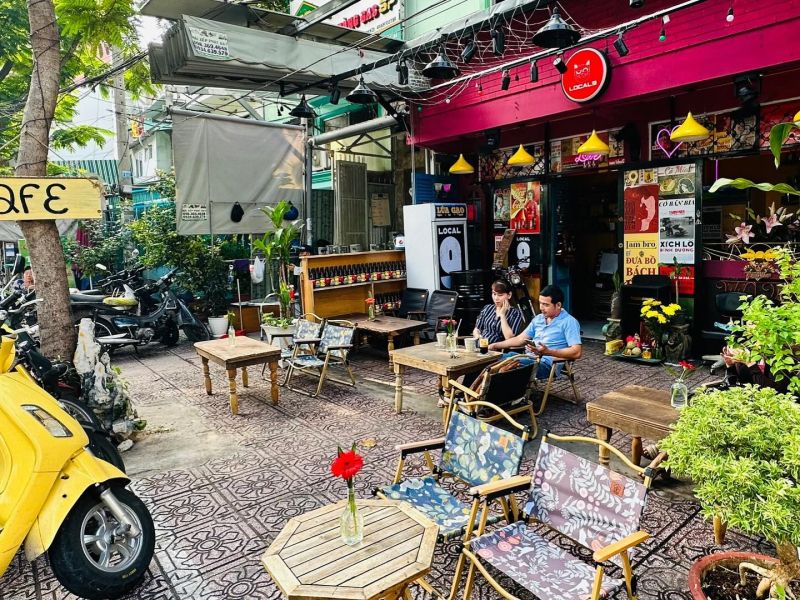Cửa hàng cà phê 81