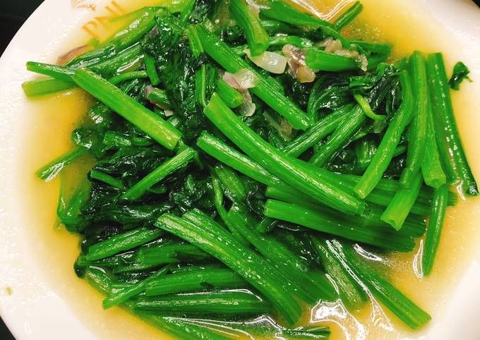 Cải bó xôi xào dầu hào