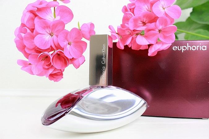 Calvin Klein Euphoria mang vẻ đẹp của một bông hoa chớm nở