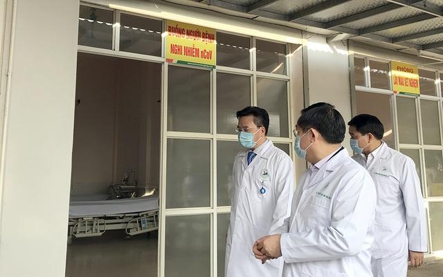 Cán bộ, nhân viên y tế