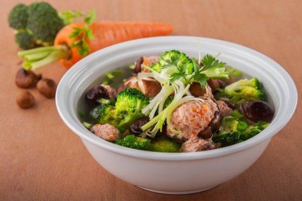 Canh đà điểu nấm hương
