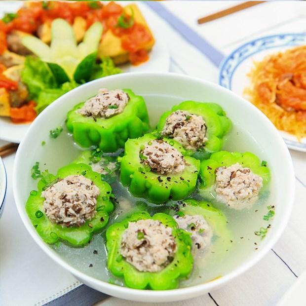 Canh khổ qua dồn đậu hũ chay