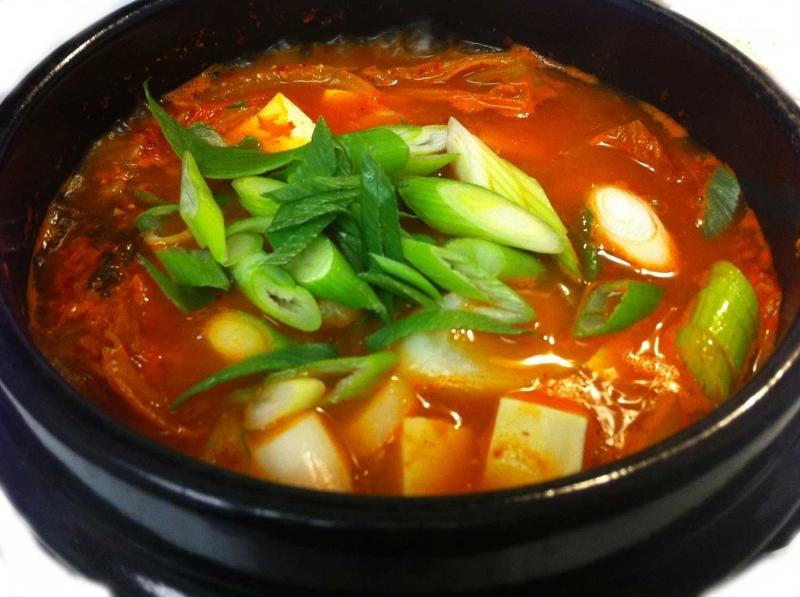 Canh kim chi đậu phụ Hàn Quốc