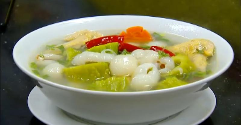 Canh mướp đắng vải thiều