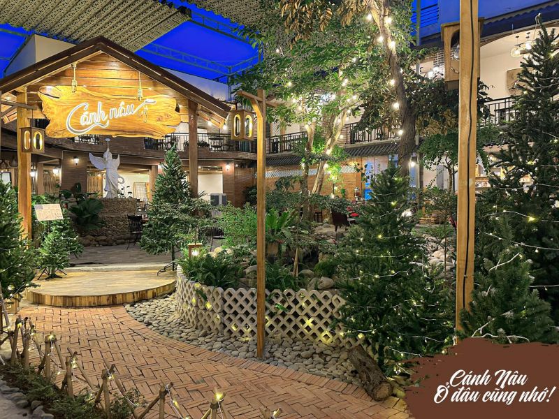 Cánh Nâu Garden Cafe