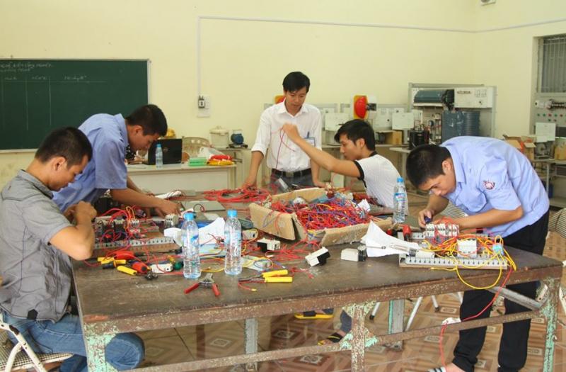Cao đẳng Giao thông vận tải đường thủy 1