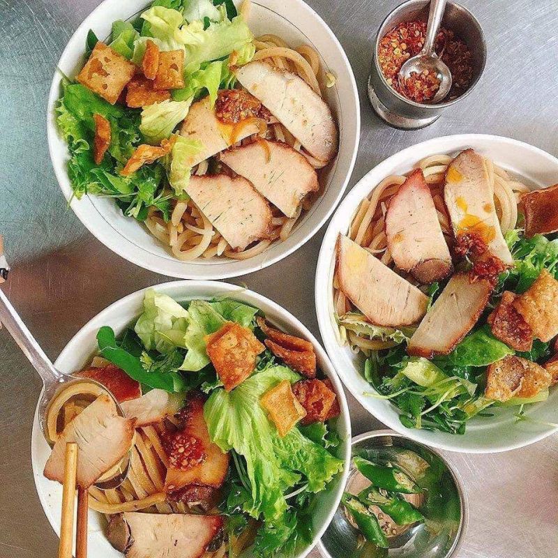 Cao lầu đặc sản của Hội An