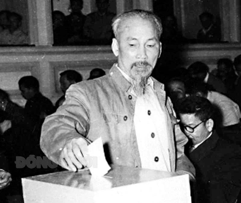 Việt Nam có Bác Hồ