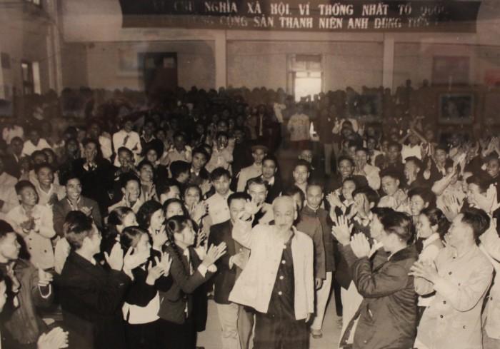 Câu hỏi về những lần đổi tên