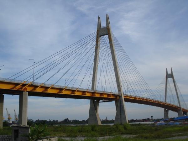 Cầu Kiền