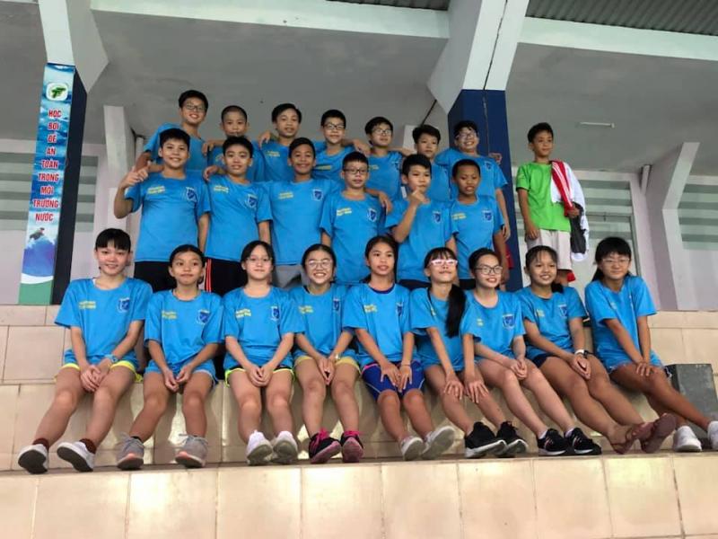 Học bơi ở Hồ bơi Yết Kiêu