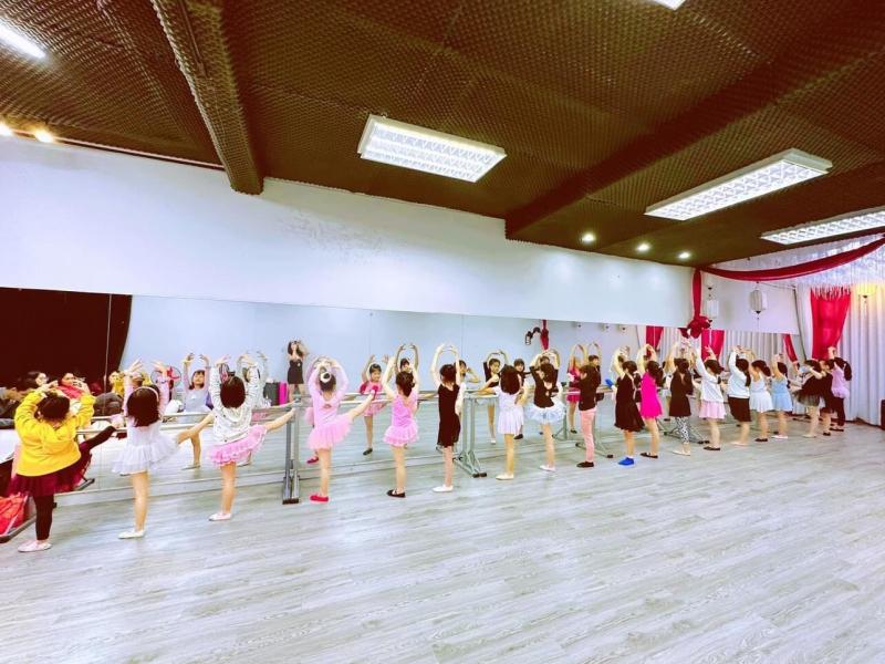 Câu lạc bộ Họa Mi