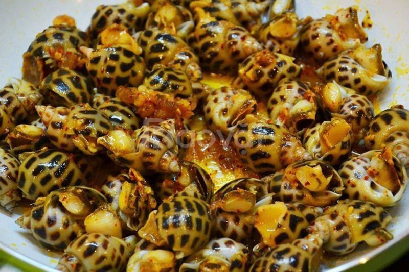 Cầu Nghiêng Quán