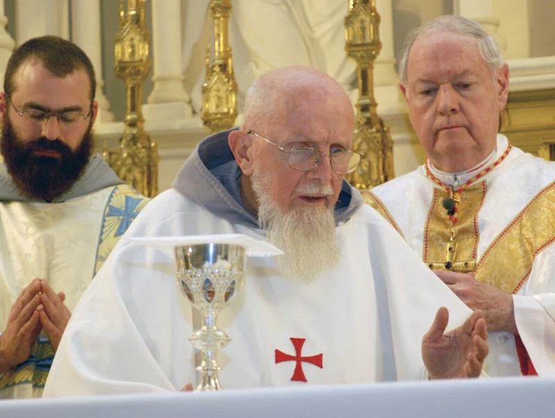 Cha Benedict Groeschel